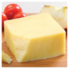 Supermarché PA Goat's Milk Cheddar Cheese approx. package 200g